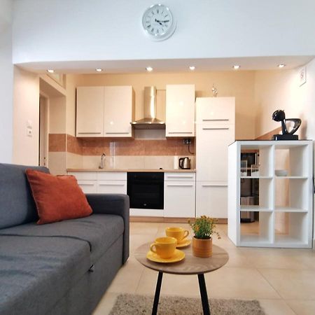 Honeycomb Apartment Split - Free Parking Esterno foto